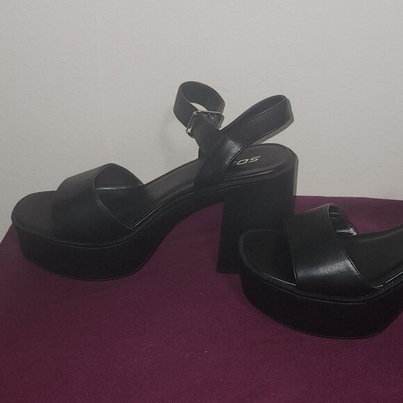 Soda Black Platform Sandals Size 9 - Picture 8 of 9